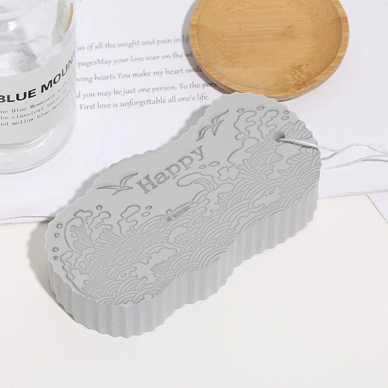 Magic Exfoliating Bath Sponge - Image 7